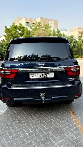 نمای دیگر نیسان پاترول LE تیتانیوم 2020