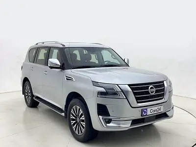 نمای دیگر نیسان پاترول SE پلاتینیوم سیتی 2021