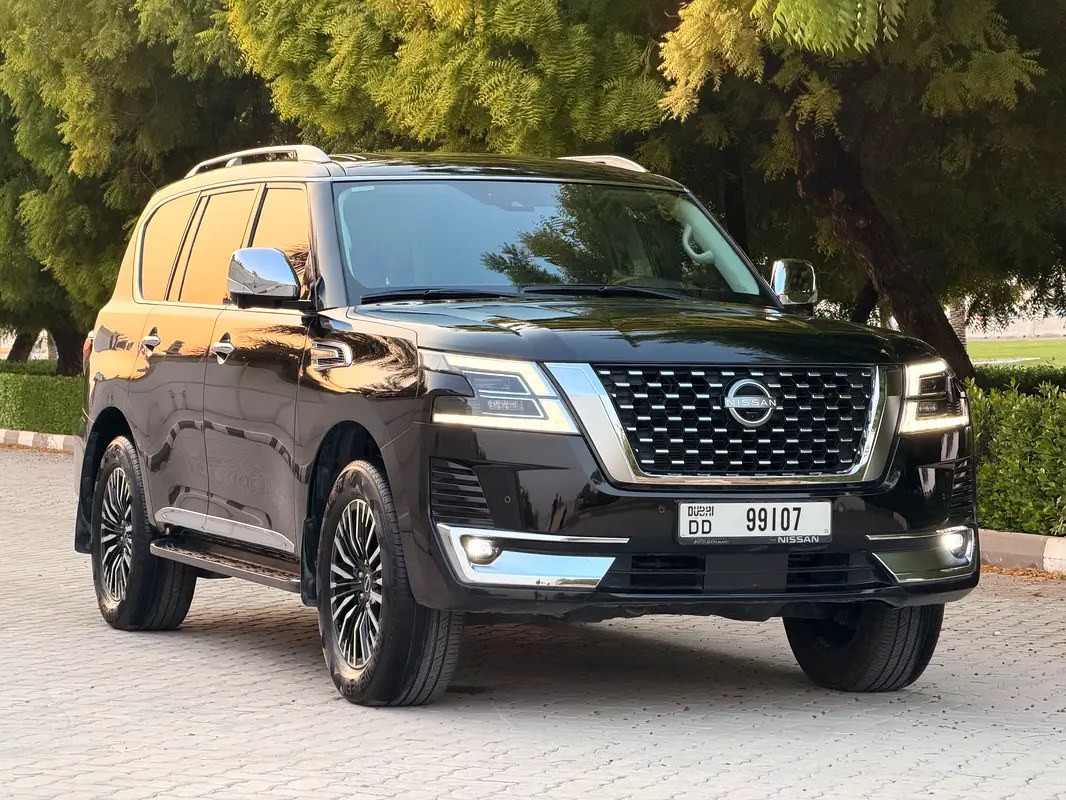 نمای دیگر نیسان پاترول SE پلاتینیوم 2022