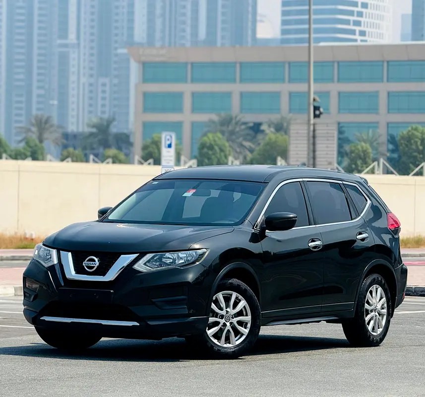 نمای دیگر نیسان ایکس تریل SV 2020