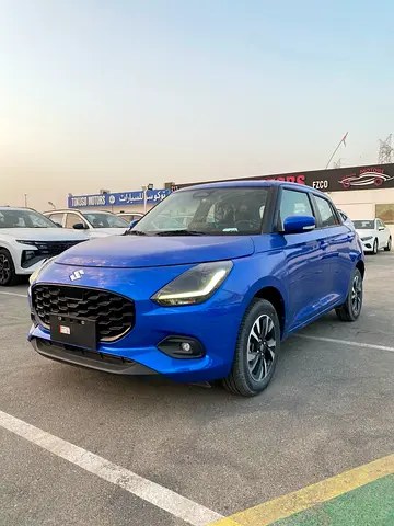 نمای دیگر سوزوکی سوئیفت GLX 2025
