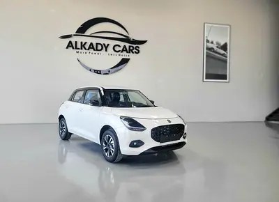 نمای دیگر سوزوکی سوئیفت GLX 2026