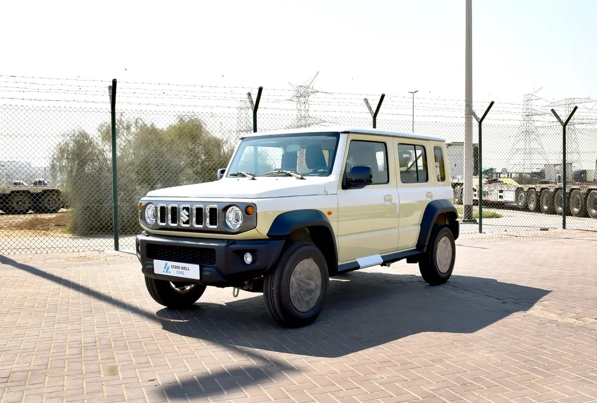 نمای دیگر سوزوکی جیمنی GLX AT 5-Door 2026