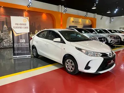 نمای دیگر تویوتا یاریس E 2022