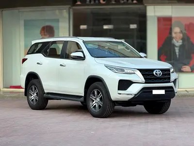 نمای دیگر تویوتا فورچونر EXR 2022