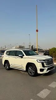 تویوتا لندکروزر VXR 2026