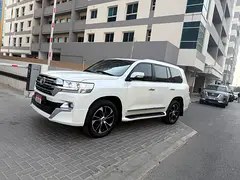 تویوتا لندکروزر VXR Grand Touring 2018