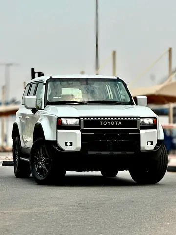 نمای دیگر تویوتا پرادو TXR 2024
