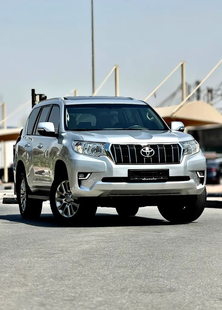 نمای دیگر تویوتا پرادو GXR 2019