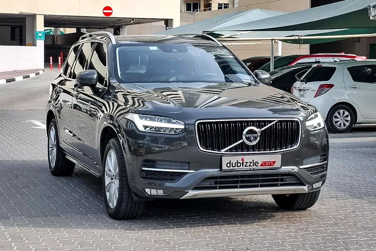 نمای دیگر ولوو XC90 T5 مومنتوم 2018