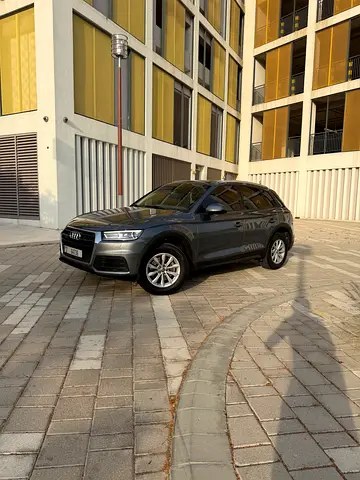 نمای دیگر آئودی Q5 2.0 TFSI کواترو 2018