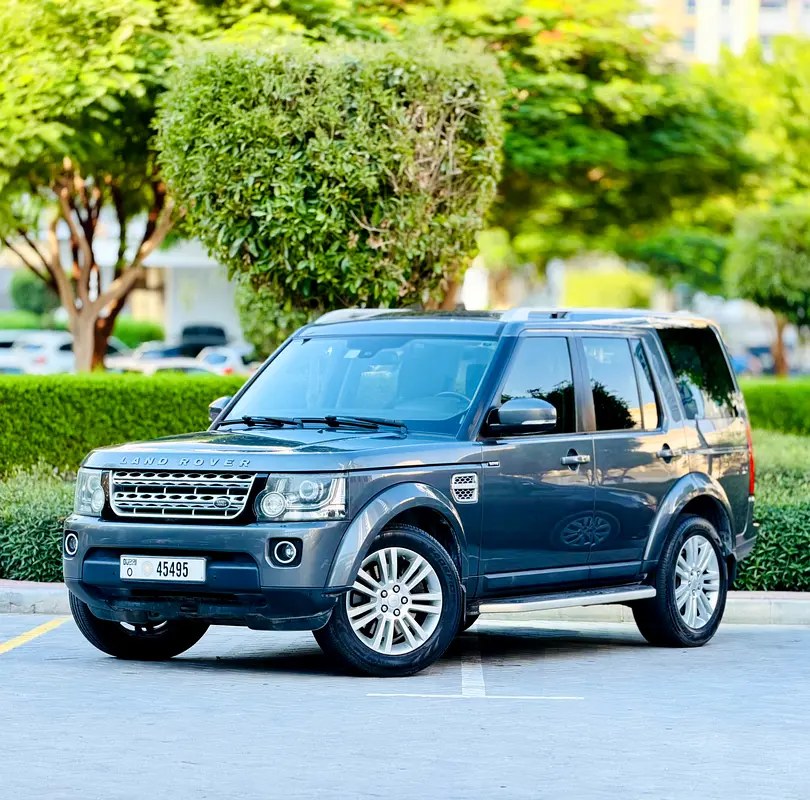 نمای دیگر لندروور LR4 HSE 2016