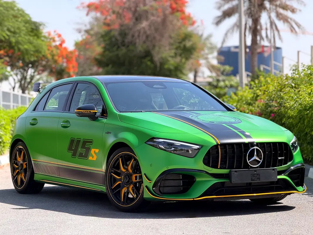نمای دیگر مرسدس بنز کلاس A A 45 S+ AMG 2025