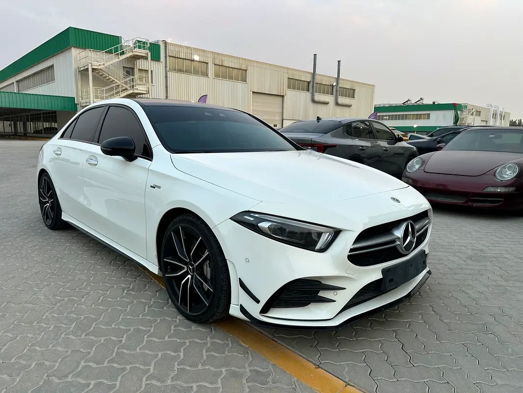 نمای دیگر مرسدس بنز کلاس A A 35 AMG 4MATIC 2022
