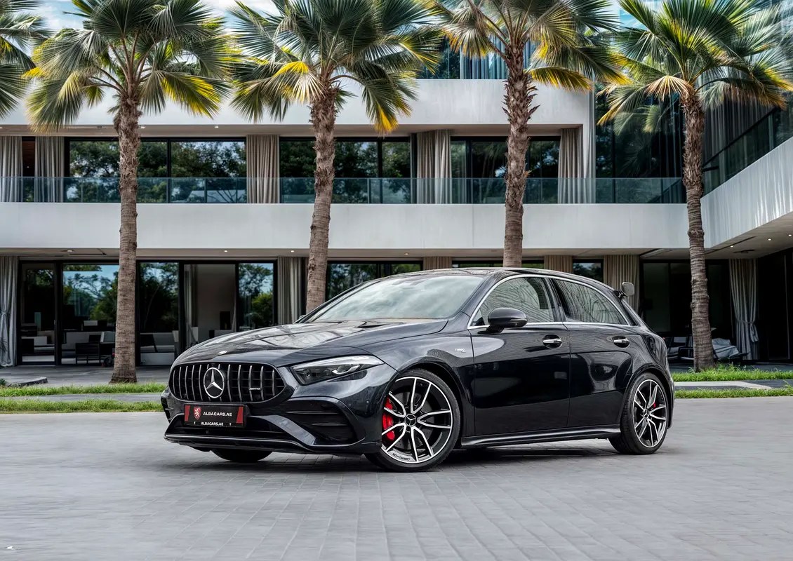 نمای دیگر مرسدس بنز کلاس A A 35 AMG 2023