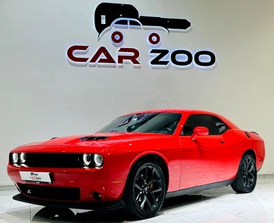نمای دیگر دوج چلنجر SXT 2022