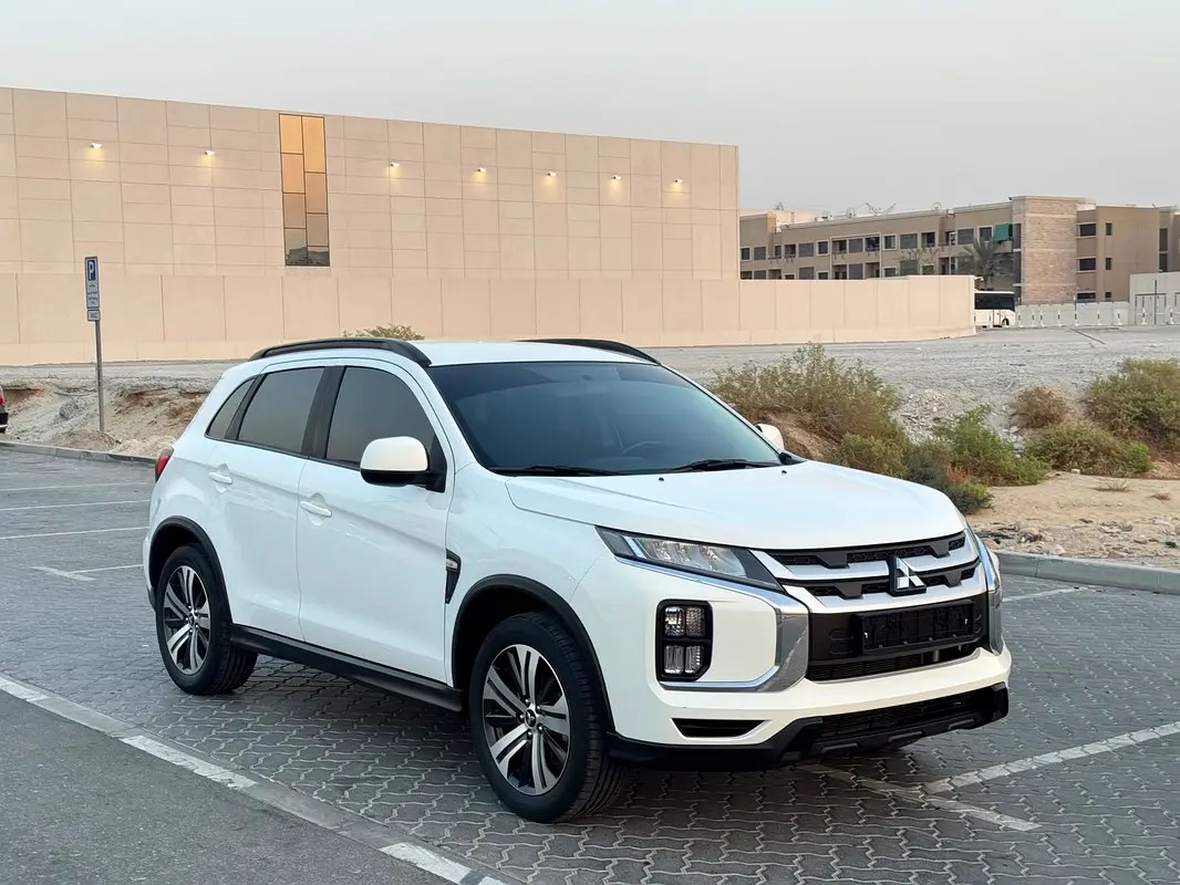 نمای دیگر میتسوبیشی ASX GLS 2024