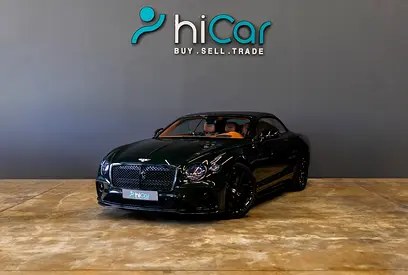 نمای دیگر بنتلی کانتیننتال GTC S 2023