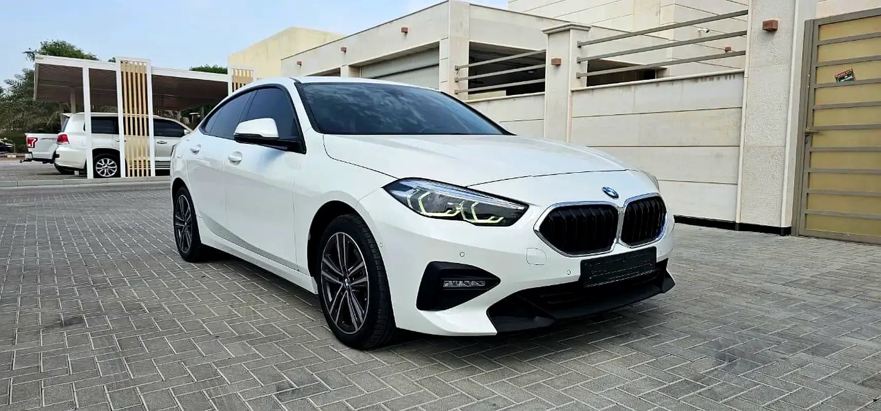 نمای دیگر بی ام و سری 2 218i گرن کوپه 2021