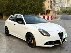 آلفا رومئو جولیتا ولوس 2020