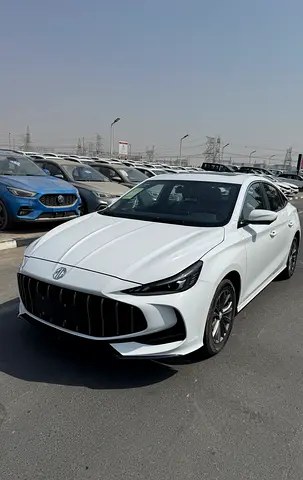 نمای دیگر امجی MG5 لوکس 2026