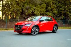 پژو 208 GT لاین 2023