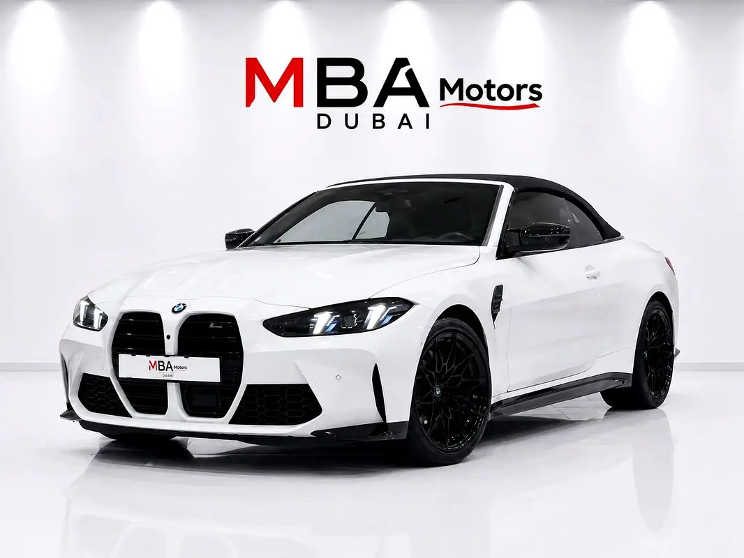 نمای دیگر بی ام و M4 کامپتیشن xDrive 2025