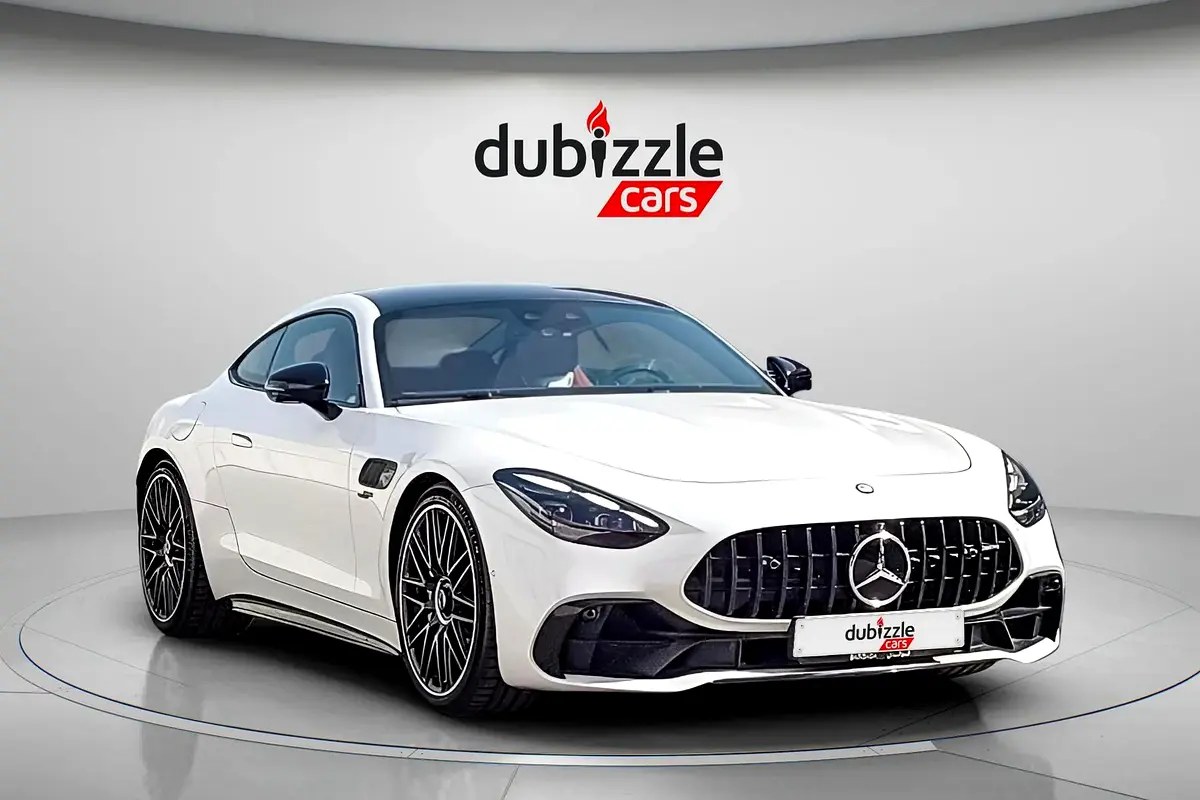 نمای دیگر مرسدس بنز AMG GT 43 2025