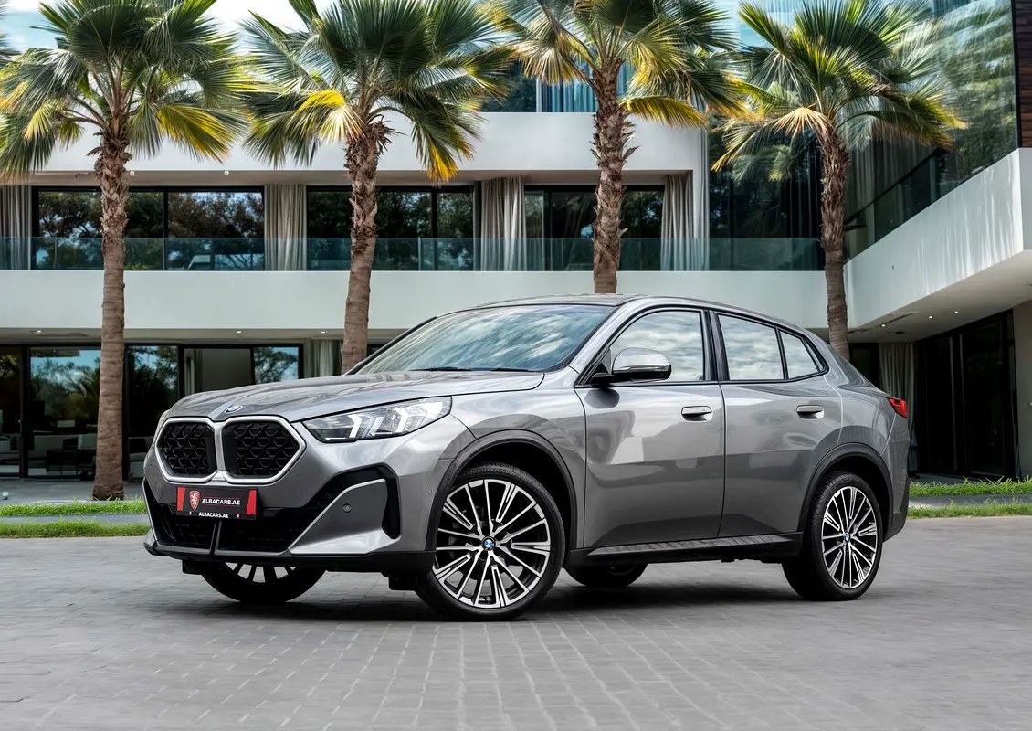 نمای دیگر بی ام و X2 sDrive18i 2025