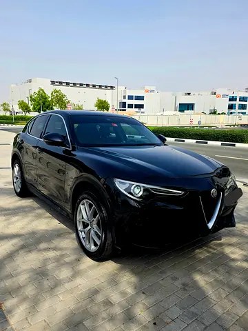 نمای دیگر آلفا رومئو استلویو لایت ادیشن 2018