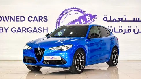 نمای دیگر آلفا رومئو استلویو ولوسه 2022