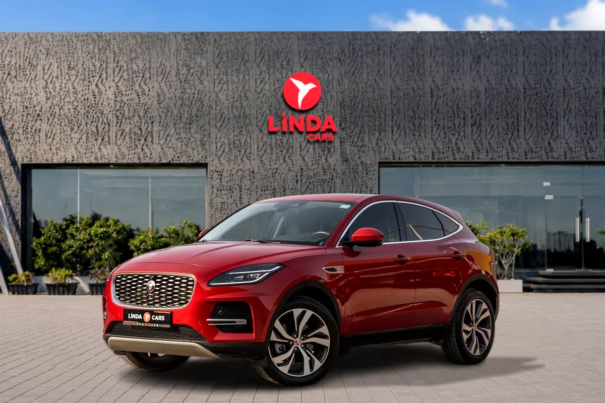 نمای دیگر جگوار E-Pace SE 2021