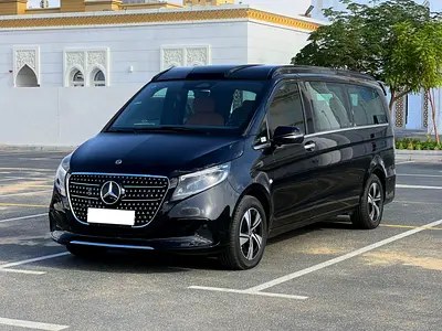 نمای دیگر مرسدس بنز وی کلاس V 300 2025