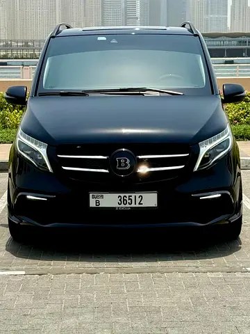 نمای دیگر مرسدس بنز وی-کلاس V 250 2023