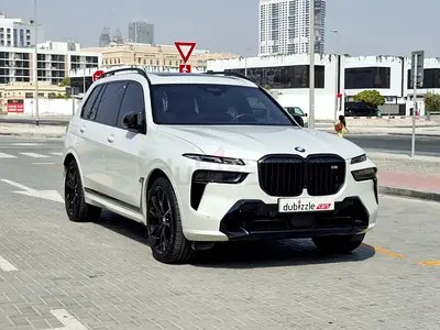 نمای دیگر بی ام و X7 M60i xDrive 2024