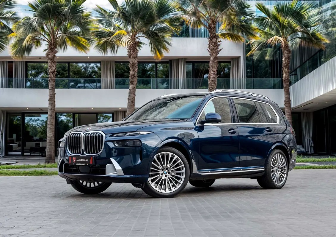 نمای دیگر بی ام و X7 xDrive40i 2023