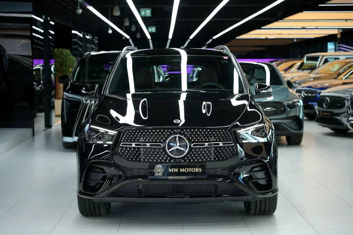 نمای دیگر مرسدس بنز کلاس GLE GLE 450 4MATIC 2026