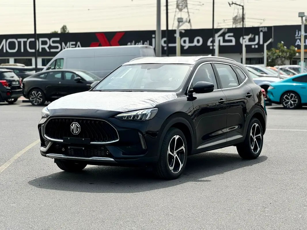 نمای دیگر ام جی HS 20T 2024