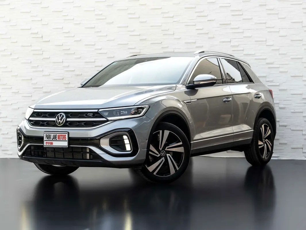 نمای دیگر فولکس واگن T-Roc R-Line 2024