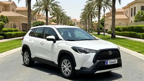 نمای دیگر تویوتا کرولا کراس XL 2023