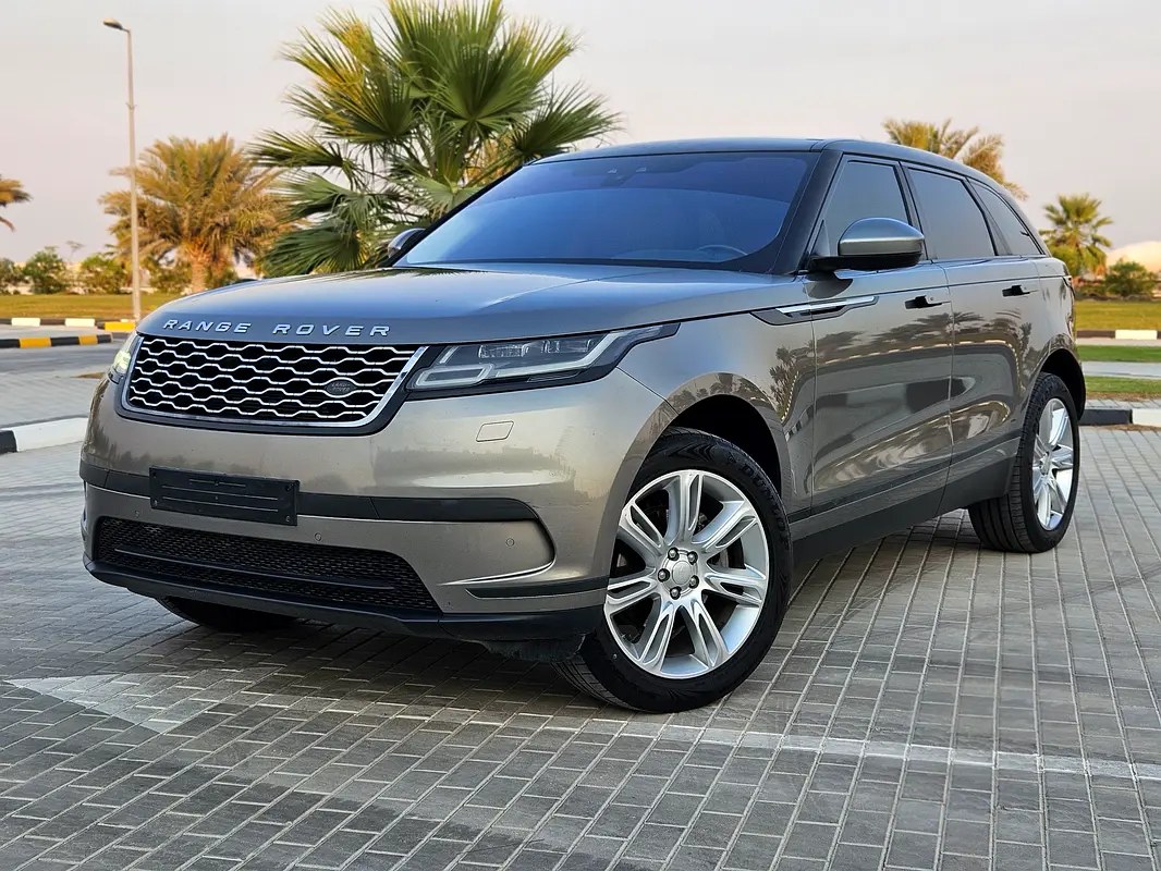 نمای دیگر لندروور رنج روور ولار P250 S 2018