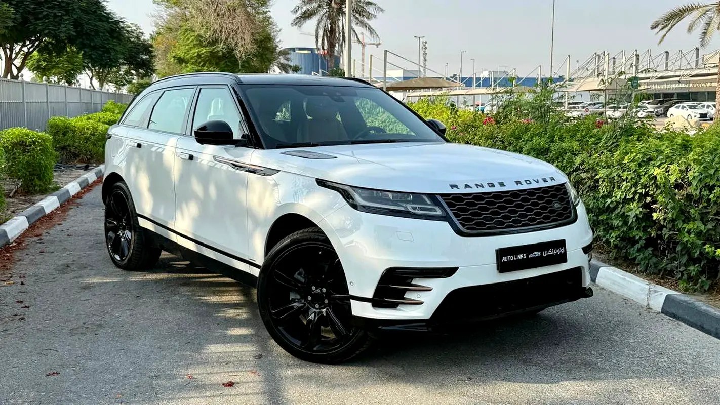 نمای دیگر لندروور رنج روور ولار R-داینامیک HSE 2018