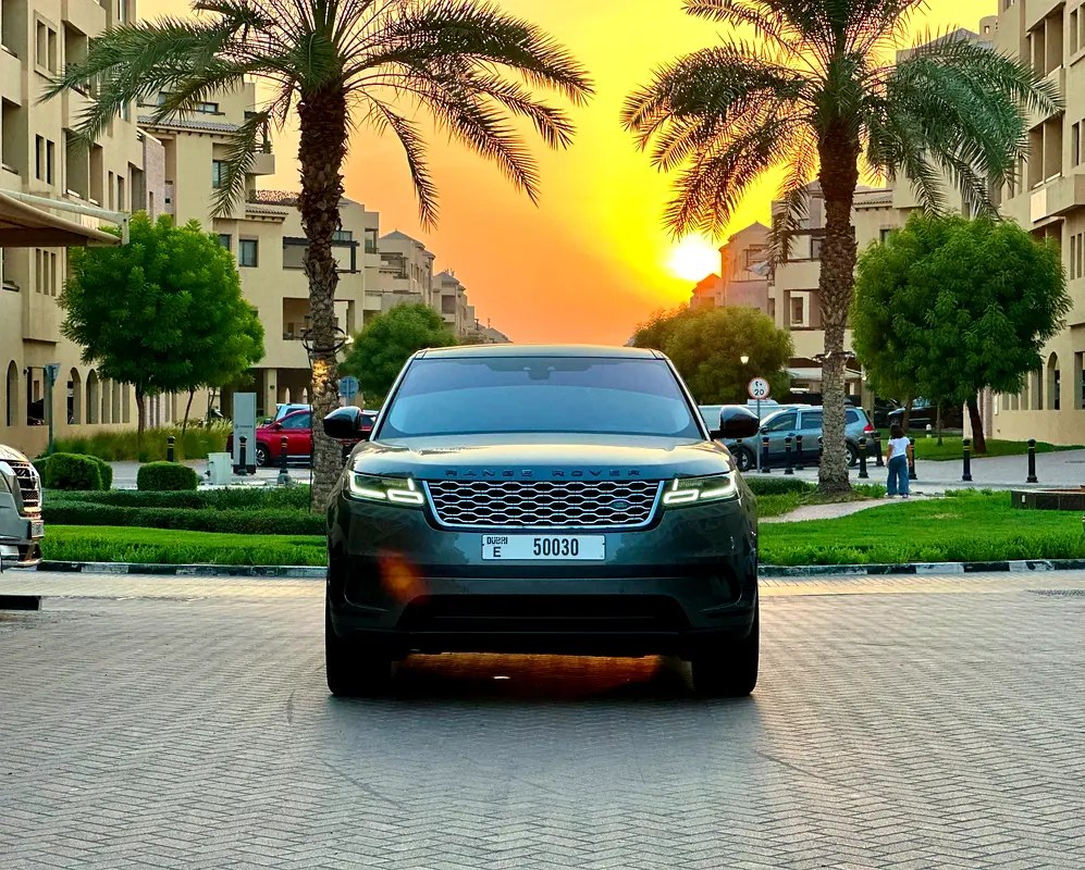 نمای دیگر لندروور رنجروور ولار P250 S 2019