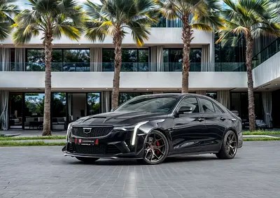 نمای دیگر کادیلاک CT4 V-Series بلک وینگ 2022