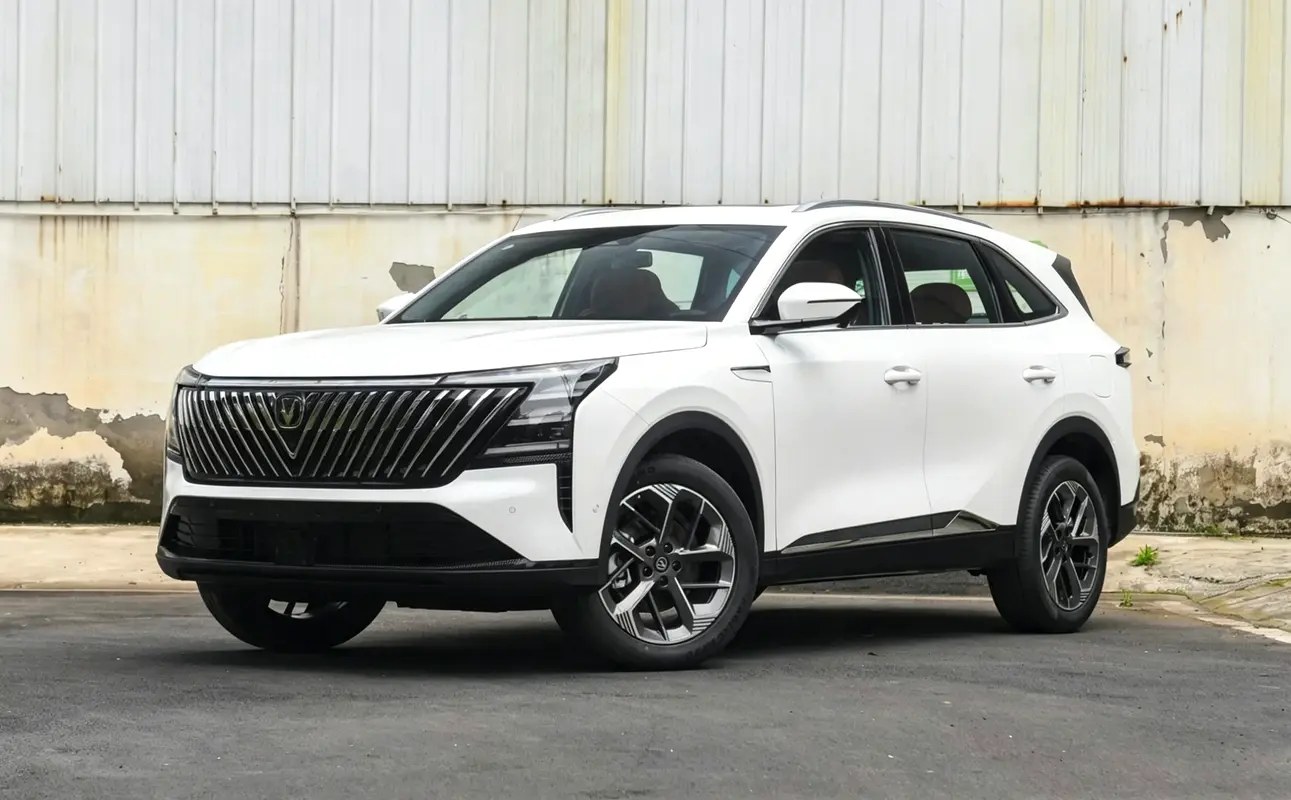 نمای دیگر چانگان CS75 پلاس سایر 2026