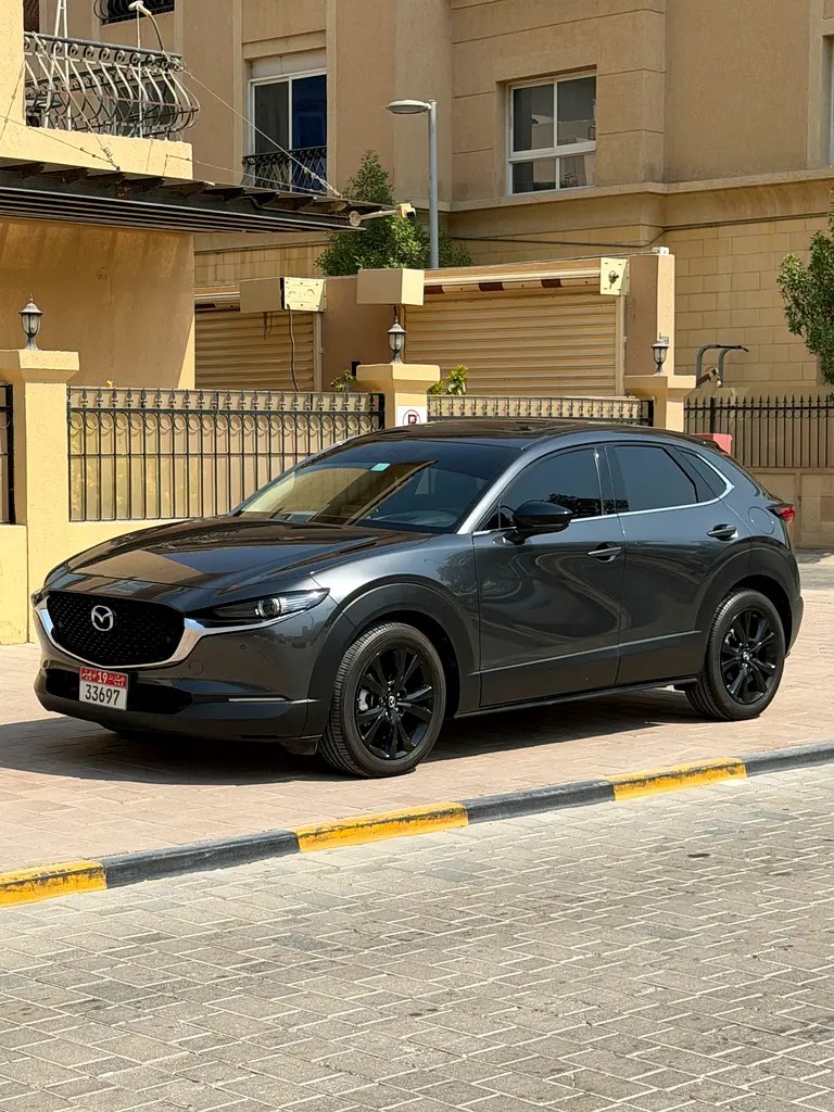 نمای دیگر مزدا CX-30 کربن ادیشن 2024