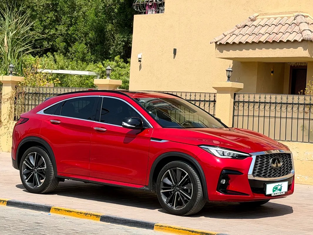 نمای دیگر اینفینیتی QX55 سنسوری 2024