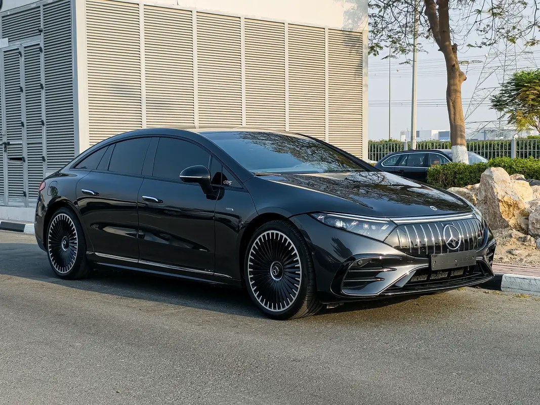 نمای دیگر مرسدس بنز EQS EQS 53 4MATIC+ 2023