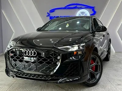 نمای دیگر آئودی RS Q8 4.0 TFSI کواترو 2026