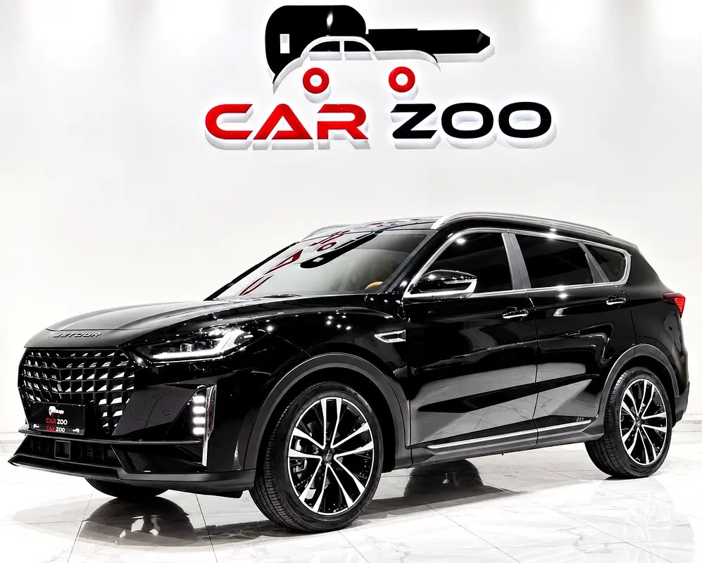 نمای دیگر جتور X70 Plus لوکس 2026